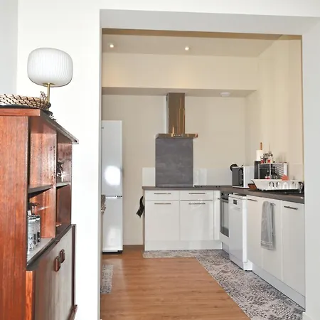 La Pause Du Savoir Albigeois - Garage - Climatisation - Centre Tatil Evi