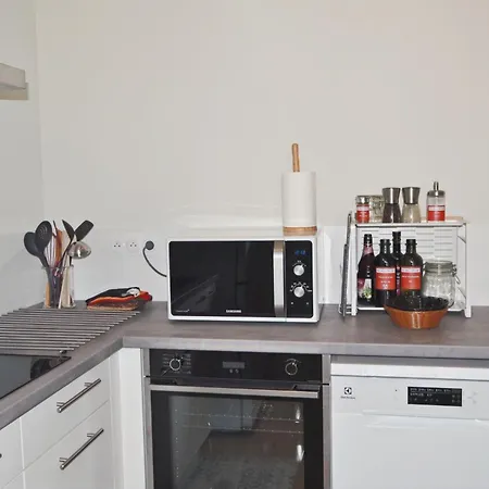 La Pause Du Savoir Albigeois - Garage - Climatisation - Centre * Albi