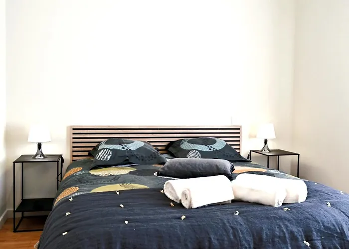 La Pause Du Savoir Albigeois - Garage - Climatisation - Centre アルビ